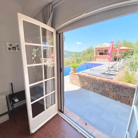 Roc Vue Mer Et Piscine